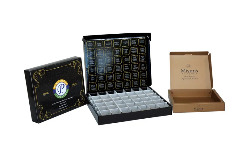 Chocolate presentation boxes with divided compartments
