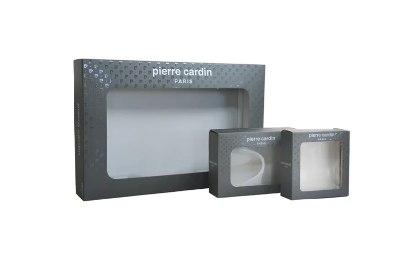 Windowed boxes for bedding and home-textile collections